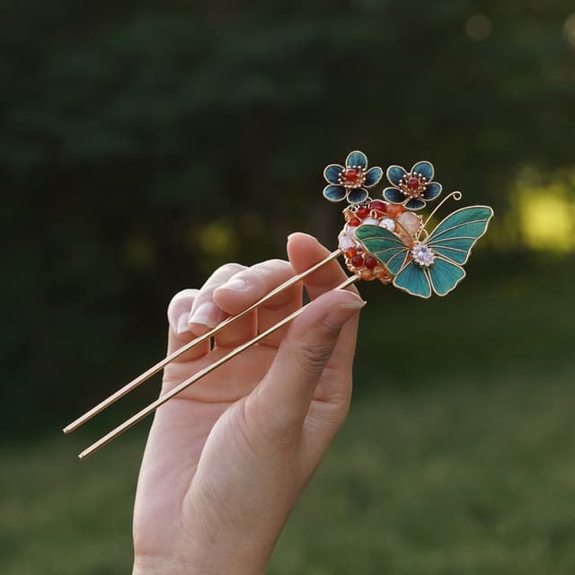 Butterfly in Love — Kingfisher-Blue Double-Prong Pin — worn as part of a styling