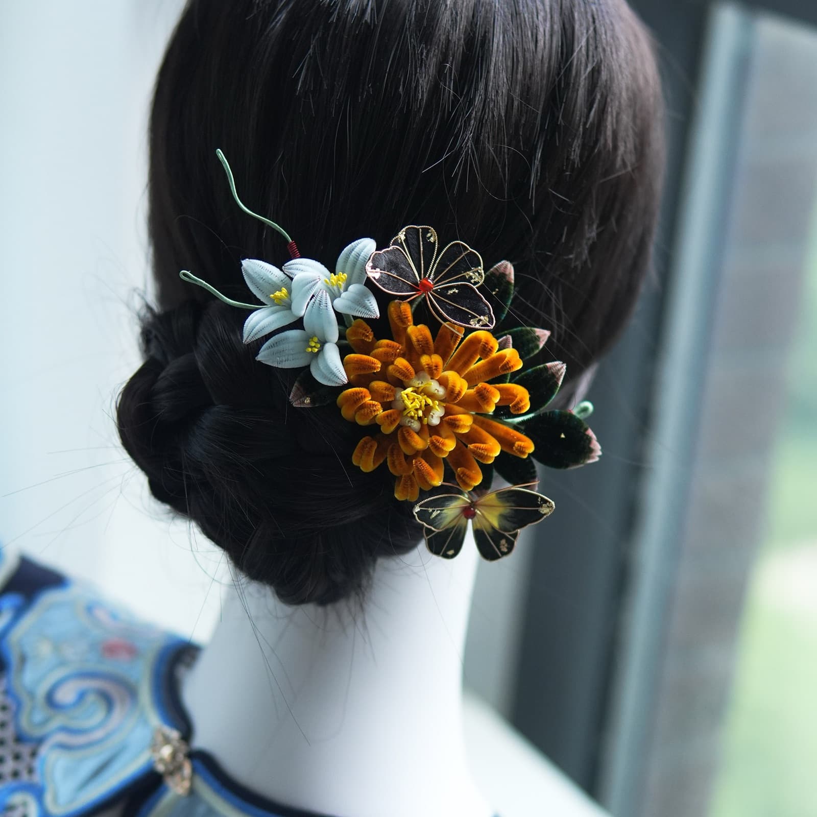 Golden Tangerine — Plush Chrysanthemum Comb — handmade velvet flower piece, full view