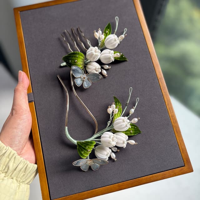 Lily of the Valley — Plush Velvet Hairpin — petals and wirework in detail