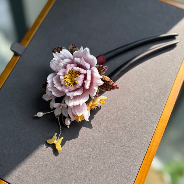 Fairy — Peony & Peony-Shao Fine Velvet Hairpin — petals and wirework in detail