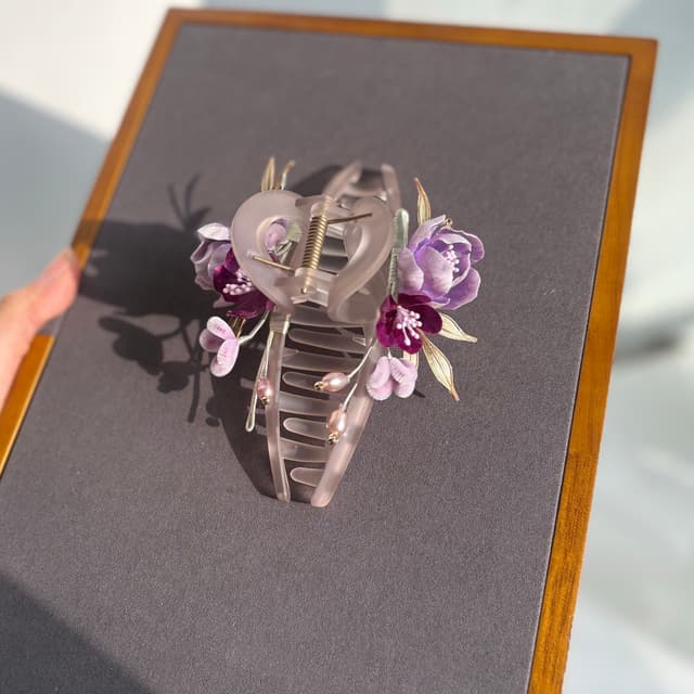 Rising Purple Mist — Velvet Chrysanthemum Comb — petals and wirework in detail